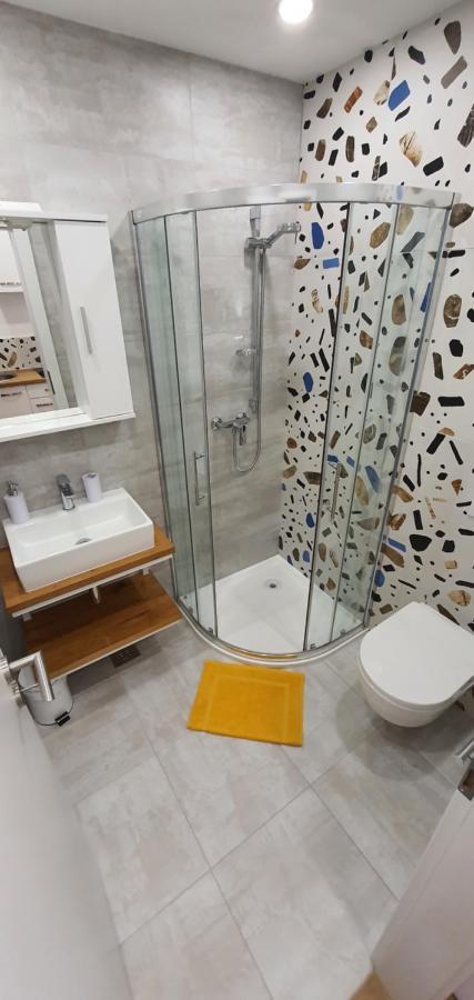 Apartments & Rooms Karla 德拉马利 外观 照片